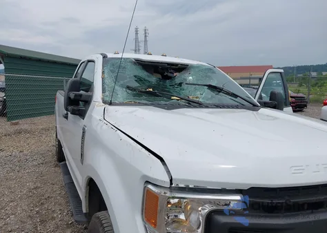 2021 Ford F-250 Xl из США, поврежденный, VIN 1FT7X2B67MEC09798